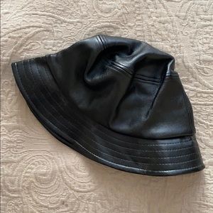 Faux Leather Bucket Hat (Stradivarius)!